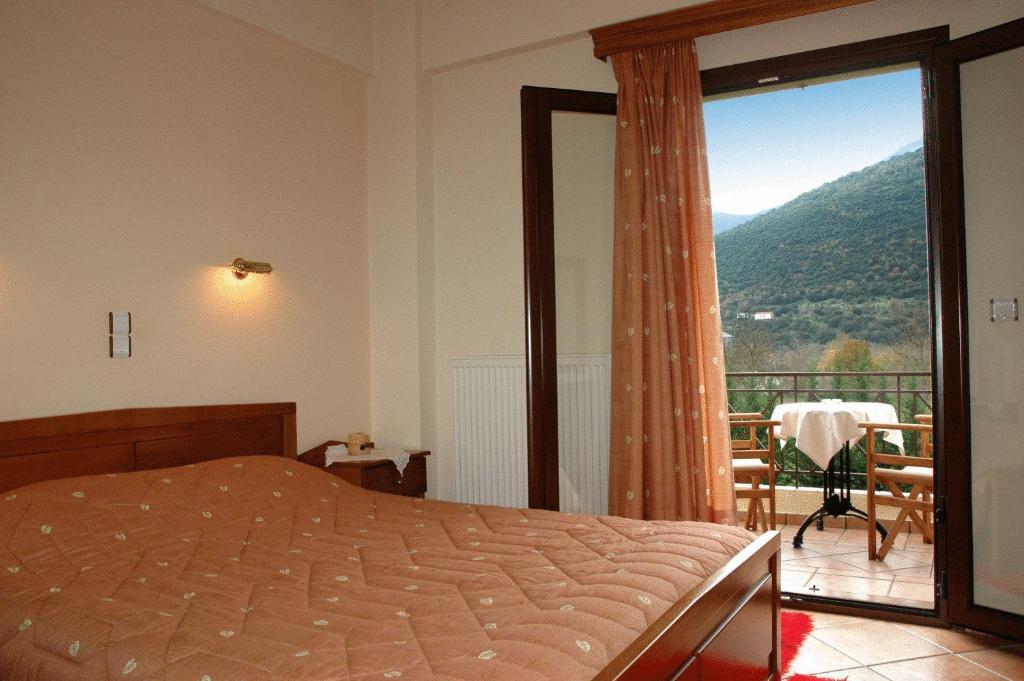 Aroanios Hotel Kleitoria Extérieur photo