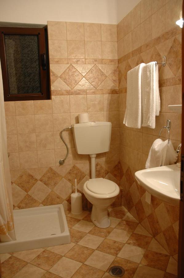 Aroanios Hotel Kleitoria Chambre photo